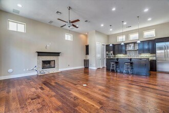 13518 Galleria Cir in Austin, TX - Building Photo - Building Photo