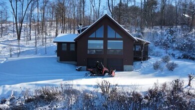 570 Long Mountain Rd in New Milford, CT - Building Photo - Building Photo