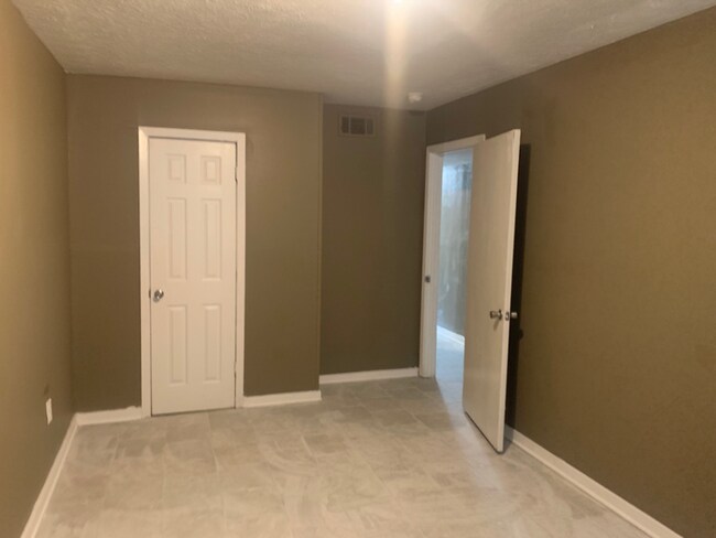 302 N Prentiss St-Unit -D in Jackson, MS - Building Photo - Building Photo