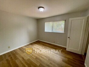 313 E Bell Ave in Fairfield, CA - Building Photo - Building Photo