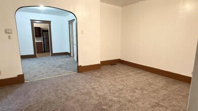 820 Ash St in Erie, PA - Building Photo - Building Photo