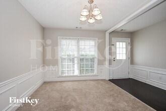 1020 Dunedin Trail in Woodstock, GA - Foto de edificio - Building Photo