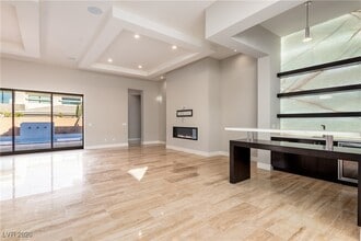 26 Cranberry Cove Ct in Las Vegas, NV - Building Photo - Building Photo