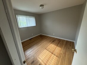 Campbell Apartments in Ypsilanti, MI - Foto de edificio - Interior Photo