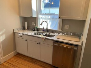88 Norfolk St-Unit -1 in Bangor, ME - Building Photo - Building Photo
