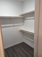 312 W Watson St, Unit B in Willis, TX - Building Photo - Building Photo