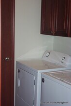 2050 Andress Ln in Lynden, WA - Foto de edificio - Building Photo