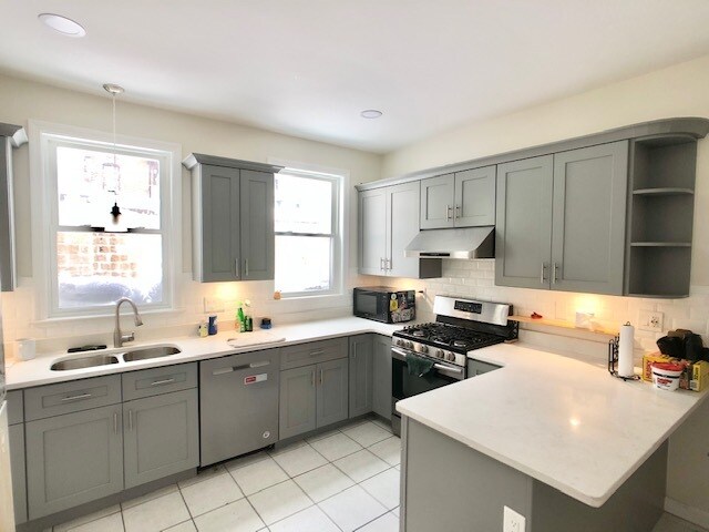 21 Ashford St in Boston, MA - Building Photo