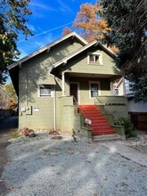 322 Buena Vista St in Grass Valley, CA - Building Photo - Building Photo