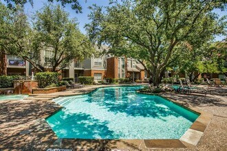 12660 Hillcrest Rd, Unit 5101 in Dallas, TX - Building Photo - Building Photo