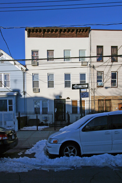 268 Linwood St in Brooklyn, NY - Foto de edificio