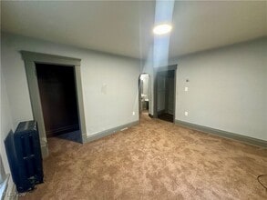 678 Crosby St in Akron, OH - Building Photo - Building Photo