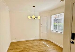 9218 Elm Vista Dr in Downey, CA - Building Photo - Building Photo
