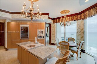 16047 Collins Ave in Sunny Isles Beach, FL - Building Photo - Building Photo