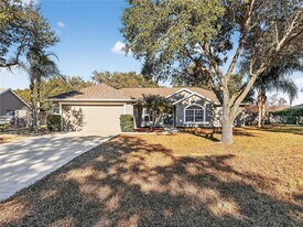 14309 Golden View Dr in Grand Island, FL - Building Photo