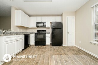 304 Lauren Way in Mcdonough, GA - Foto de edificio - Building Photo