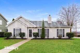 2004 Plantation Pkwy in Moody, AL - Building Photo