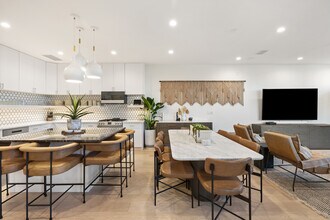 1304 Comal St in Austin, TX - Building Photo - Building Photo