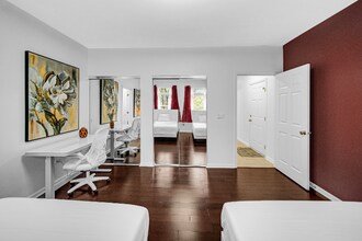 1407 S Halsted St, Unit Phoenix-A in Chicago, IL - Building Photo - Building Photo