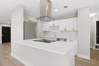 605 Melrose Dr in Richardson, TX - Foto de edificio - Building Photo