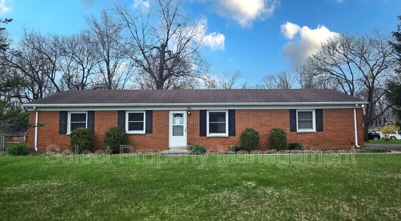 606 Blake Dr in Fort Wayne, IN - Building Photo