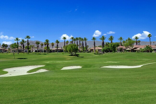 430 White Horse Trail in Palm Desert, CA - Building Photo - Building Photo