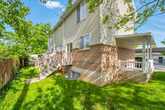 335 South 200 East, Unit 2 in Bountiful, UT - Building Photo - Building Photo
