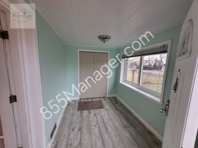 4873 Sherwell Dr in Waterford Township, MI - Building Photo - Building Photo