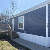 224 Timberland Ln in Danville, KY - Building Photo