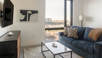 1007 S Mint St in Charlotte, NC - Building Photo