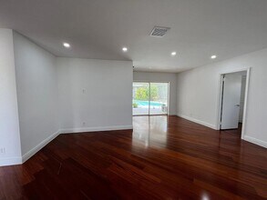 1250 SW 15th Ave in Boca Raton, FL - Building Photo - Building Photo