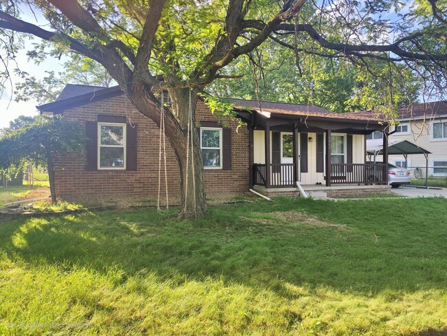 property at 5804 Sunset Trail