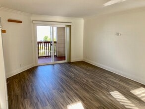 263 Dahlia Ave in Imperial Beach, CA - Building Photo - Building Photo