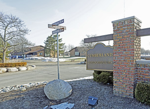 Cumberland Condominiums in Southfield, MI - Building Photo - Building Photo