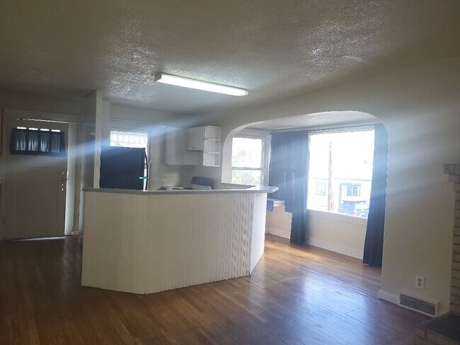 305-305 W 11th St in Reno, NV - Building Photo - Building Photo