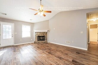 825 Rambling Rose Ct NW, Unit 207 in Conyers, GA - Foto de edificio - Building Photo