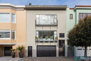 1774A Beach St in San Francisco, CA - Building Photo