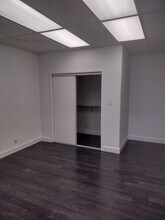 7450 Girard Ave, Unit 7442-A in San Diego, CA - Building Photo - Building Photo