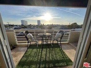 311 Hill St in Santa Monica, CA - Foto de edificio - Building Photo