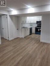 18 Forest Grove Ln in Kitchener, ON - Building Photo - Building Photo