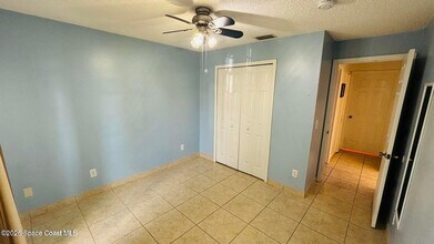 815 Tyrol Ave NW in Palm Bay, FL - Building Photo - Building Photo