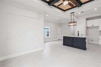 16859 Kempwood in Montgomery, TX - Building Photo - Building Photo