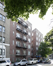 55 East Mosholu Parkway North in Bronx, NY - Building Photo - Building Photo