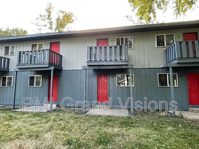 1343 N Gulick Ave in Decatur, IL - Building Photo