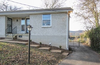 439 Capri Dr in Nashville, TN - Building Photo - Building Photo