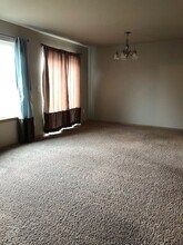 17714 1st Ave Ct E in Spanaway, WA - Building Photo - Building Photo