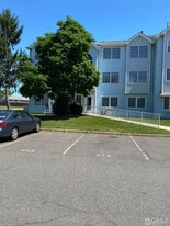 626 Edpas Rd in New Brunswick, NJ - Building Photo