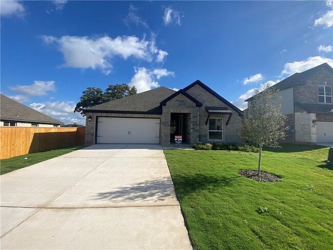 104 Periwinkle Ln in Bastrop, TX - Building Photo - Building Photo