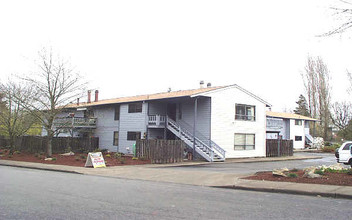 Kimberly Court in Beaverton, OR - Building Photo - Building Photo