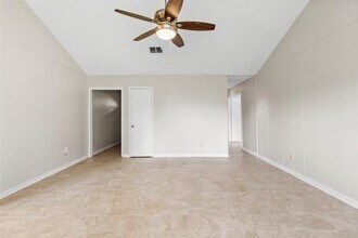 128 Dallas St in Angleton, TX - Building Photo - Building Photo